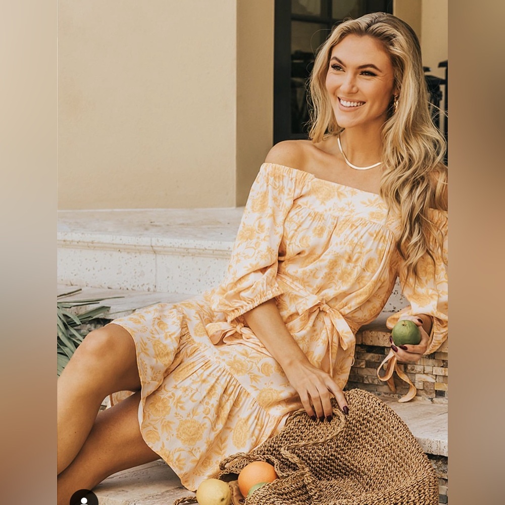RIVIERA BOW DRESS BY SHORE IN GOLD